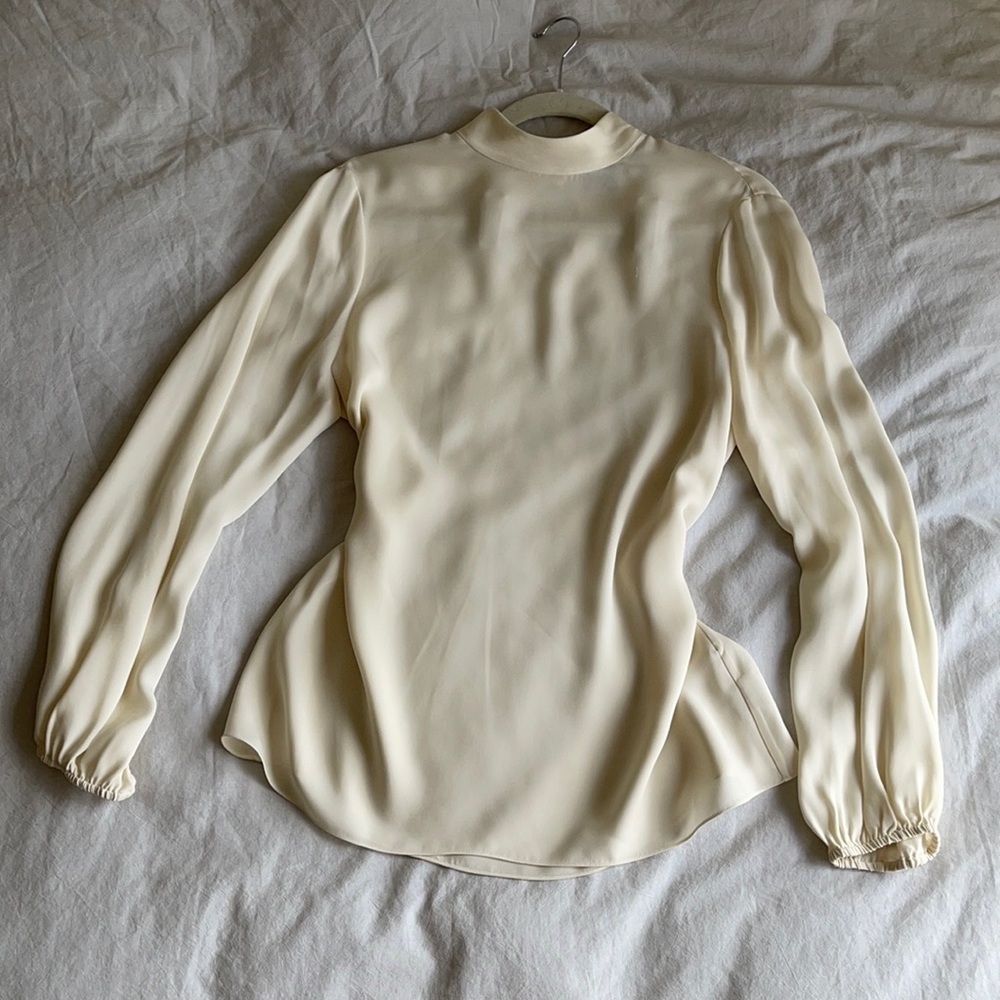 Theory %100silk blouse